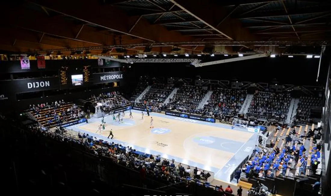 Le palais des sports pourra accueillir jusqu'à 1 000 personnes à partir de ce mercredi